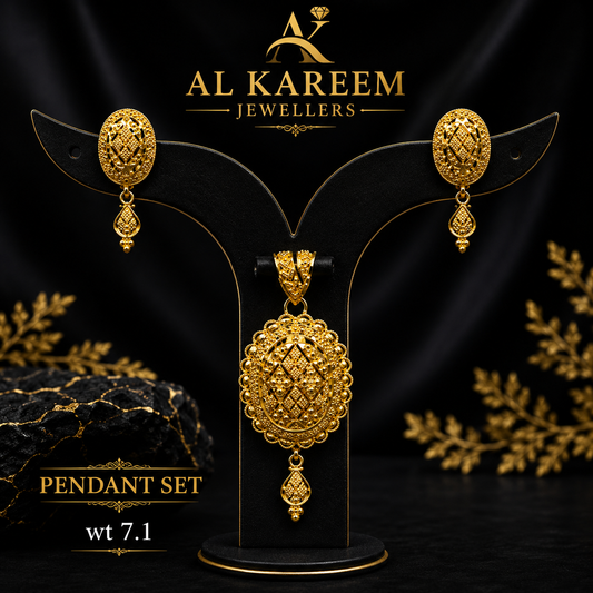 Pendant set